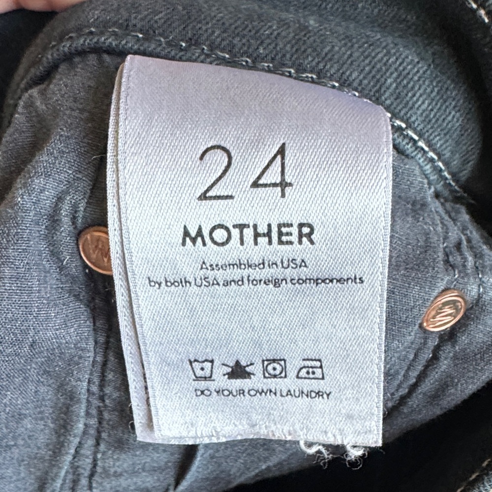 Mother Insider Crop Step Fray Jeans in Not Guilty Black Women’s Size 24 - Picture 7 of 16